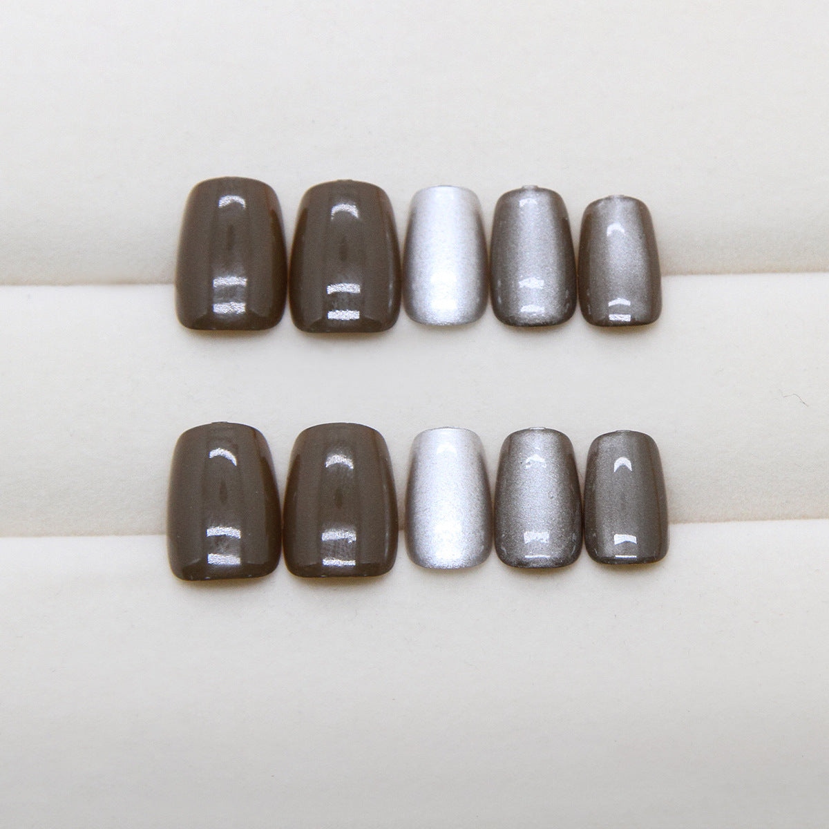 N-253 - Coffee & Crystal White  - Press On Nail Set Of 24 - Free 24 Pcs Sticker Sheet Included